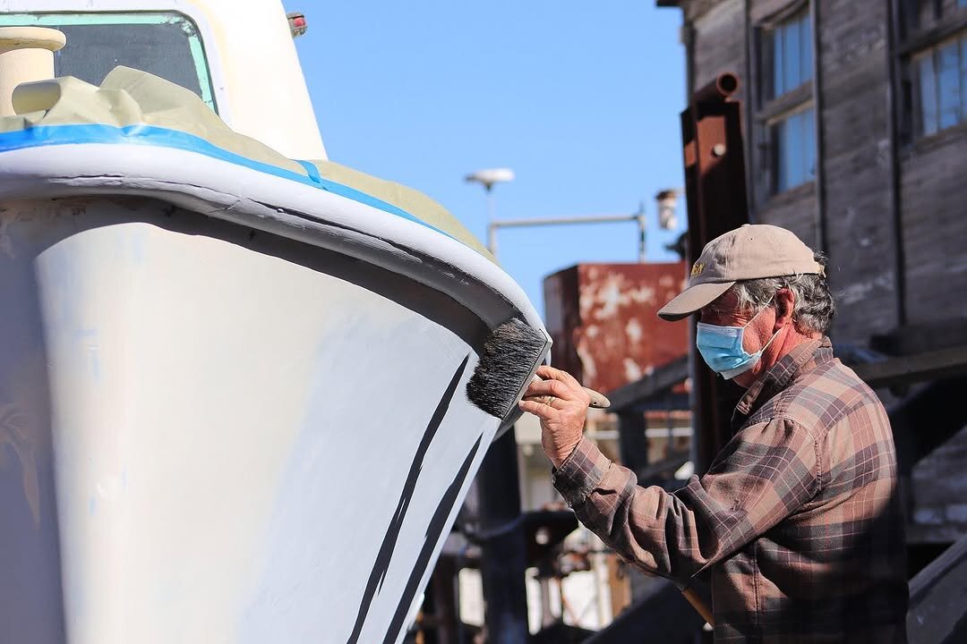 Ross Sommer at work at Richardson Bay Boatworks
